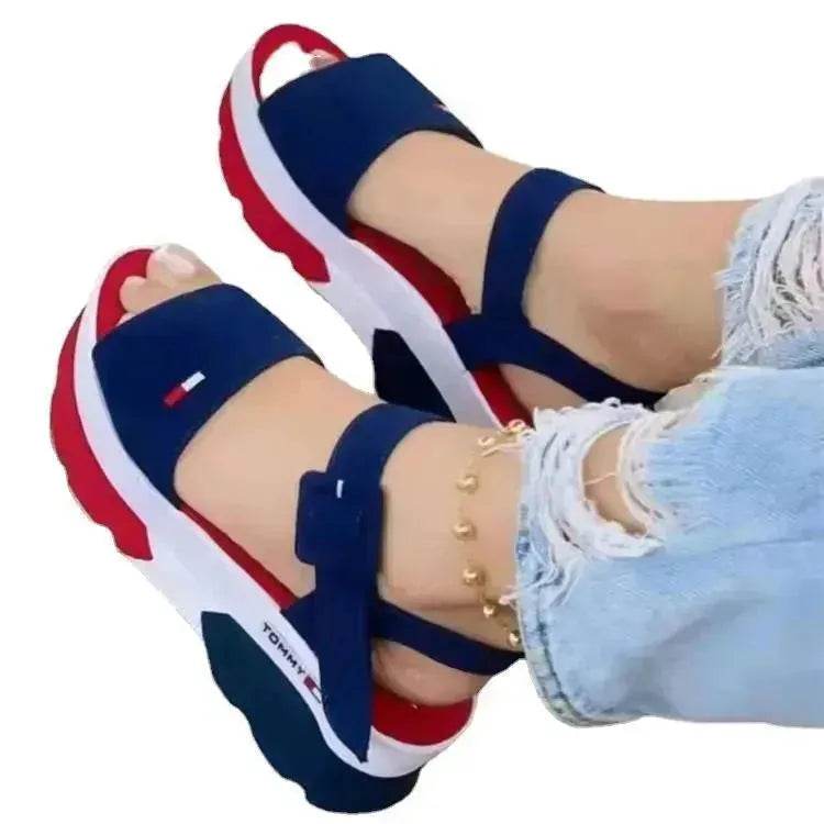 Women's Outer Wear Thick Bottom One Word Button Fish Mouth Beach Sandals - www.Shopthatapp.com