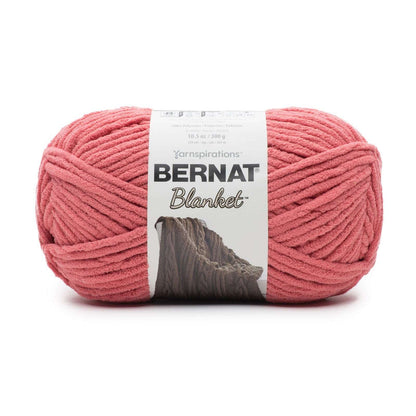 Bernat Blanket Yarn Canada in soft pink, ideal for cozy crochet projects and blankets